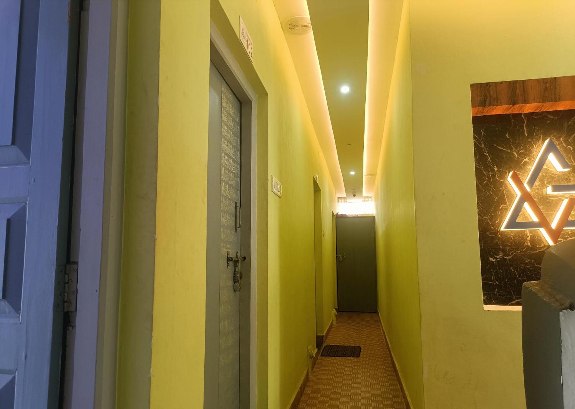 Hotel Grand View Puri Exterior foto